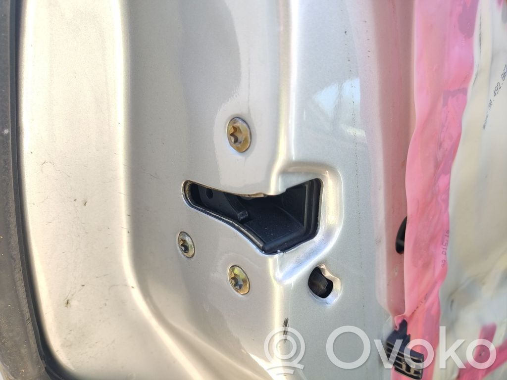 Opel Omega B1 Rear door lock 