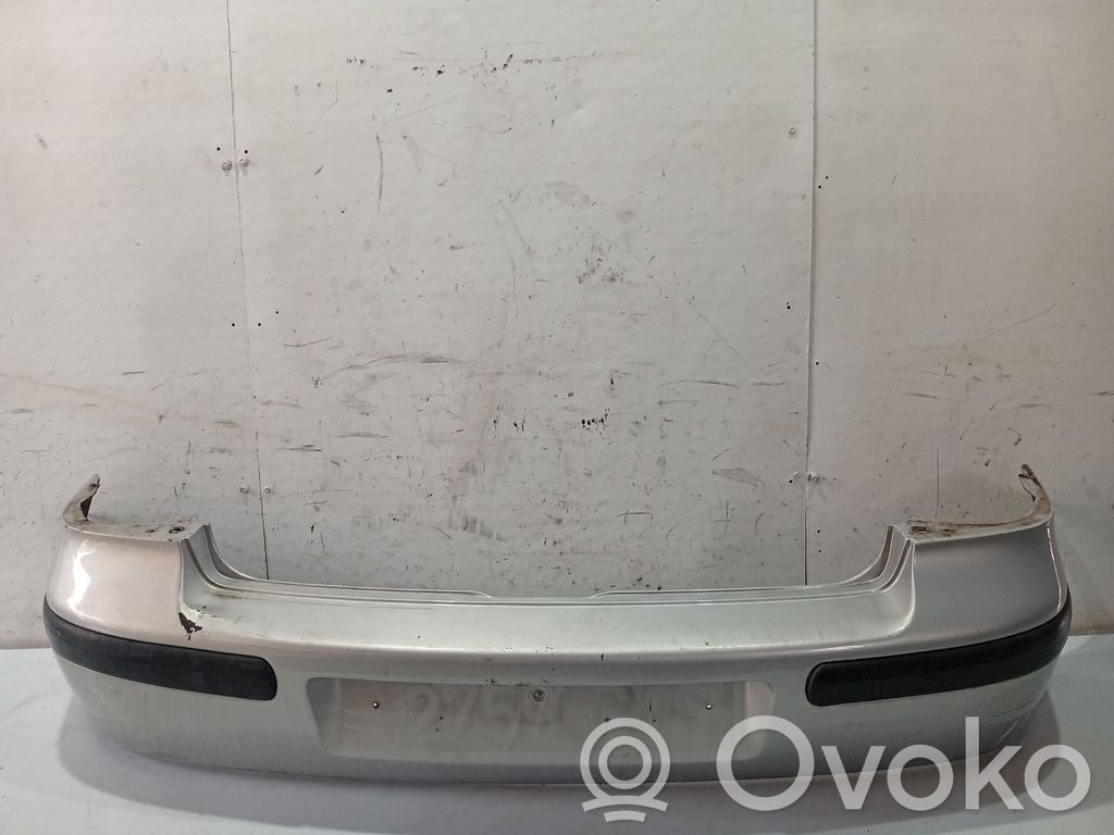 Volkswagen Golf SportWagen Parachoques 