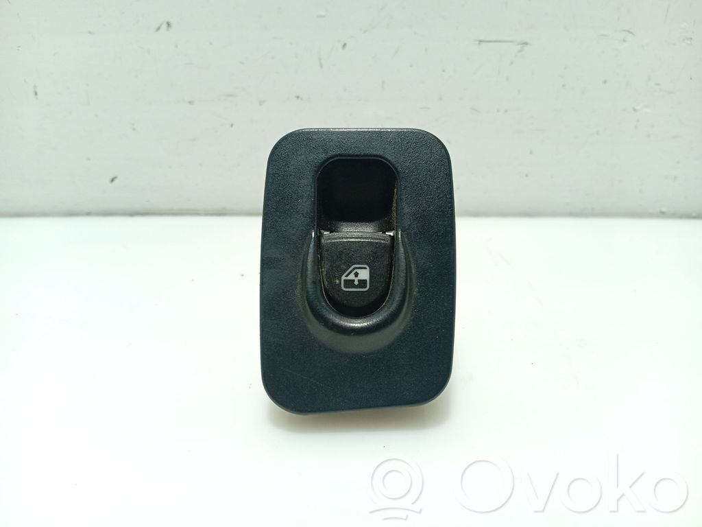 Lancia Ypsilon Electric window control switch 