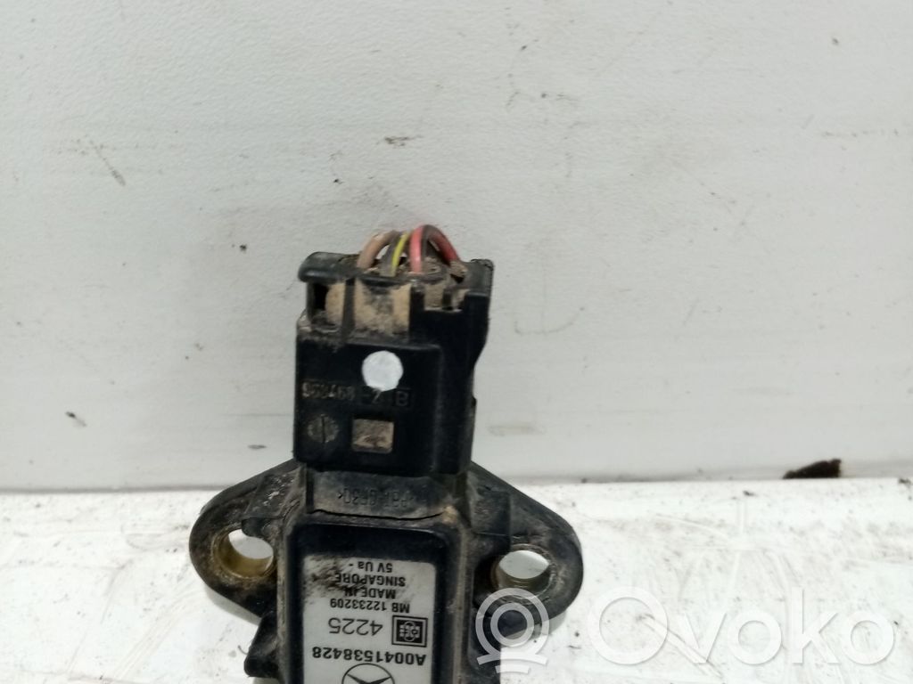 Sensor de presión del aceite   A0041538428
