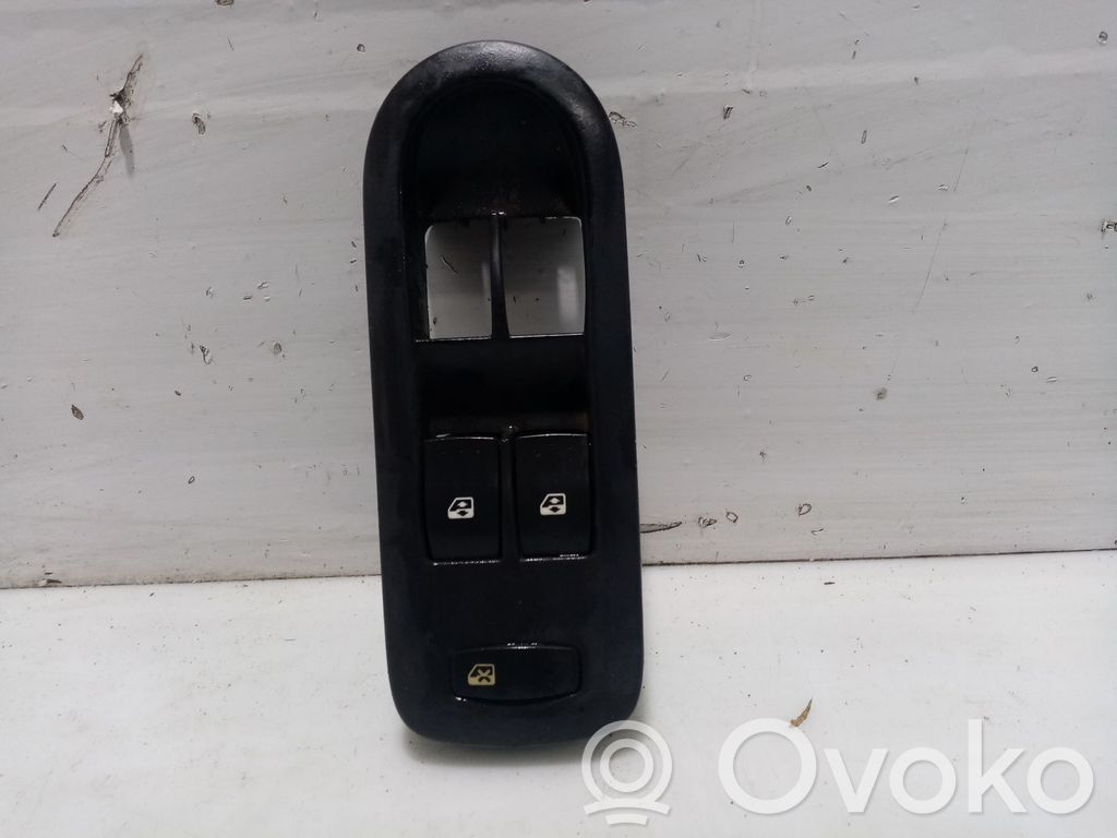 Renault Scenic IV - Grand scenic IV Electric window control switch 