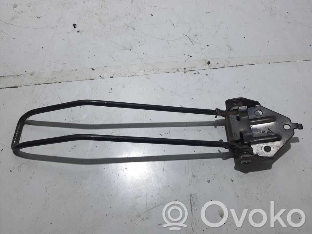 Citroen Berlingo Etuoven pidätin 