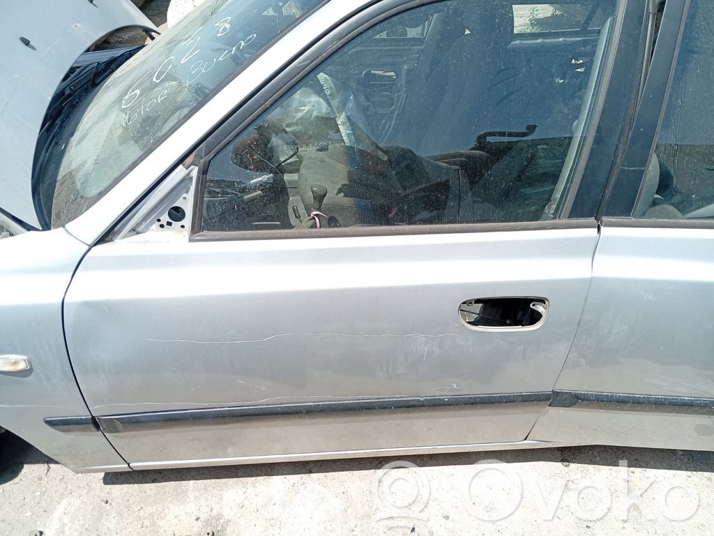 Hyundai Accent Puerta delantera 
