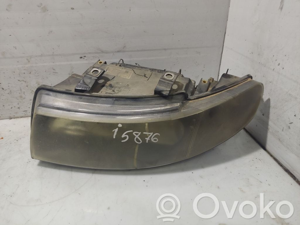 Scheinwerfer   1M1941015