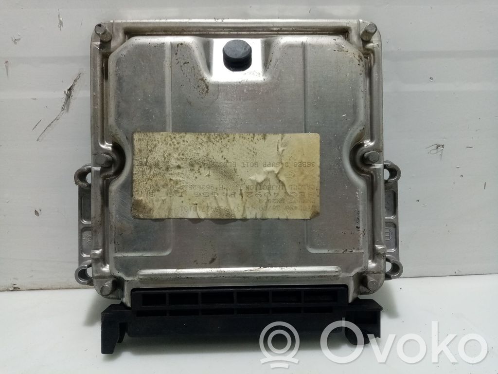 Peugeot 406 Engine control unit/module 
