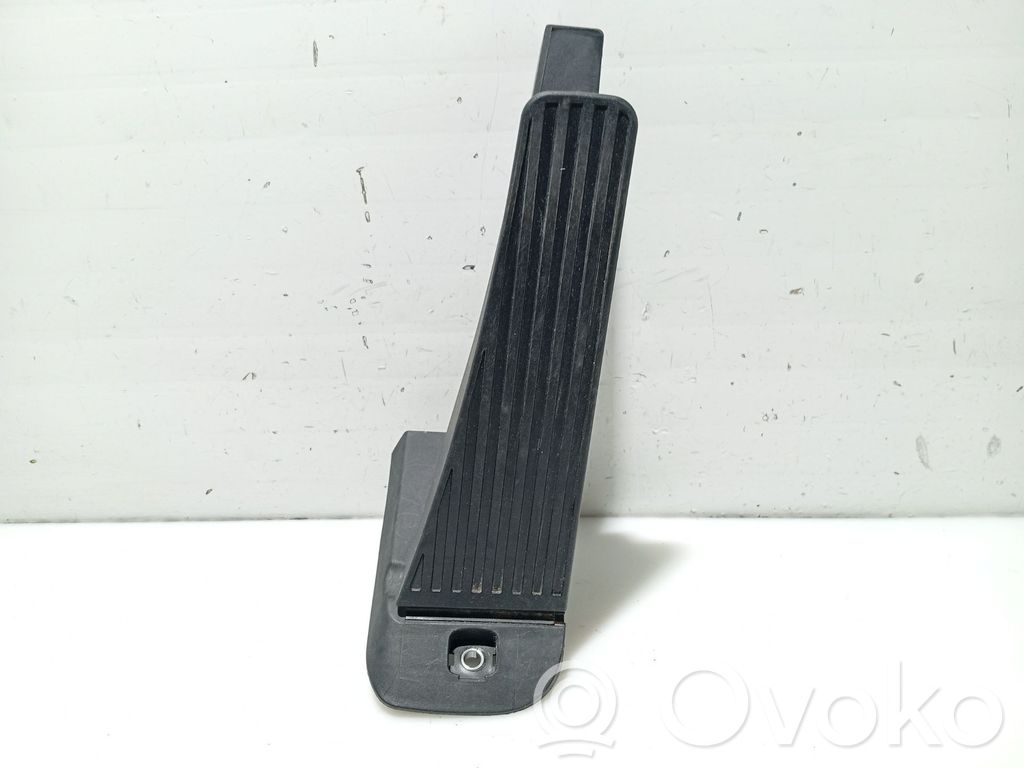 Volvo V90 Cross Country Pedale dell’acceleratore 