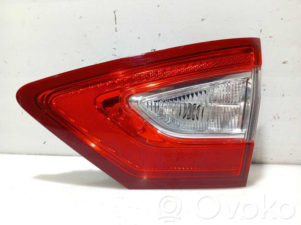 Ford Mondeo MK V Lampa tylna 
