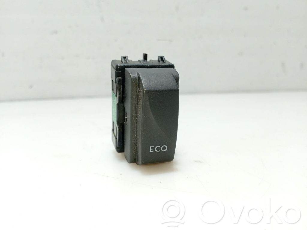 Dacia Sandero Other switches/knobs/shifts 