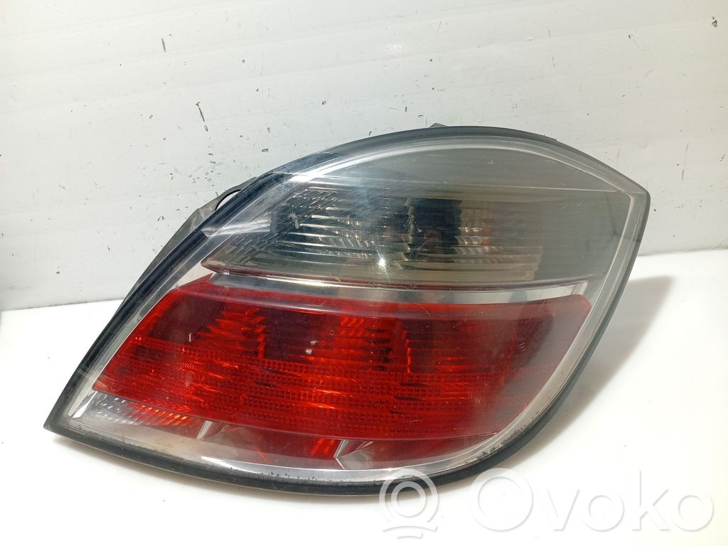 Opel Astra G Lampa tylna 