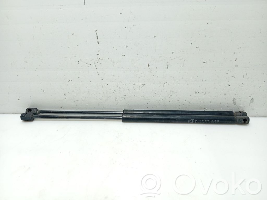 Ford Mondeo Mk III Amortyzator klapy tylnej bagażnika 