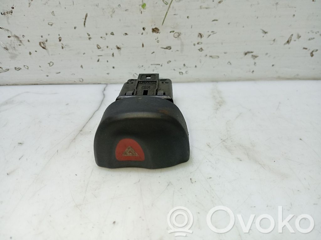 Renault Megane I Botón interruptor de luz de peligro 