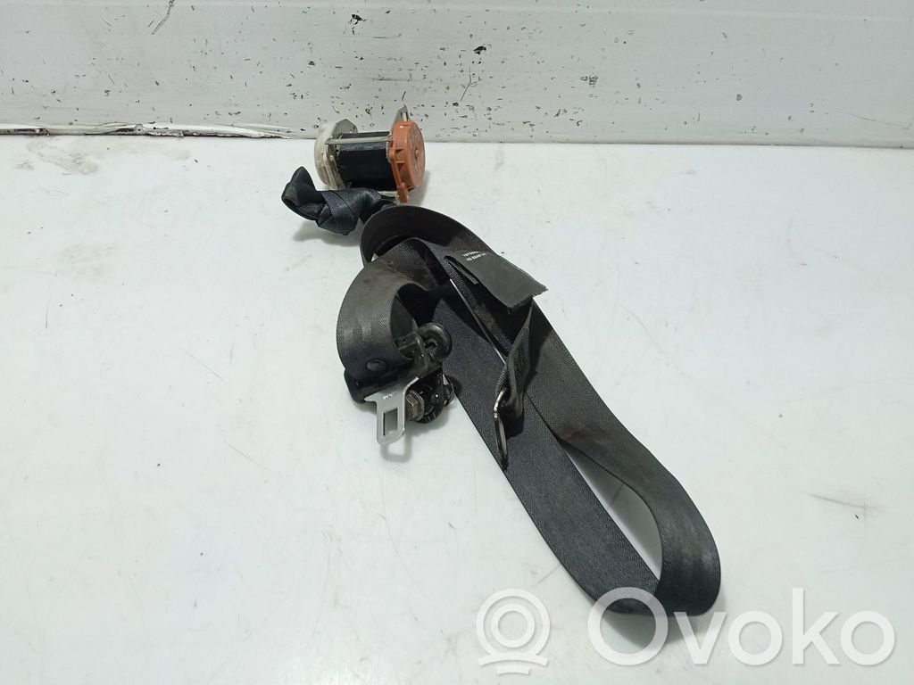 Nissan Almera N16 Cinturón trasero 
