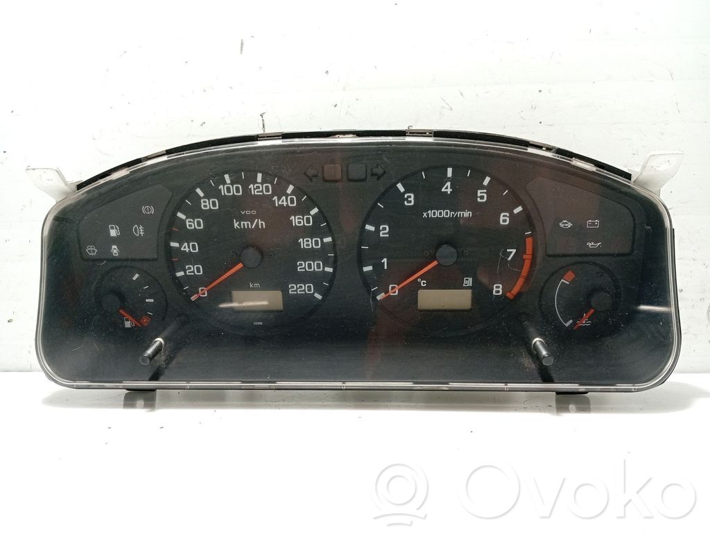 Nissan Primera Nopeusmittari (mittaristo) 