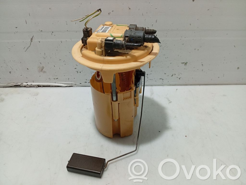 Peugeot 207 Bomba interna de combustible 