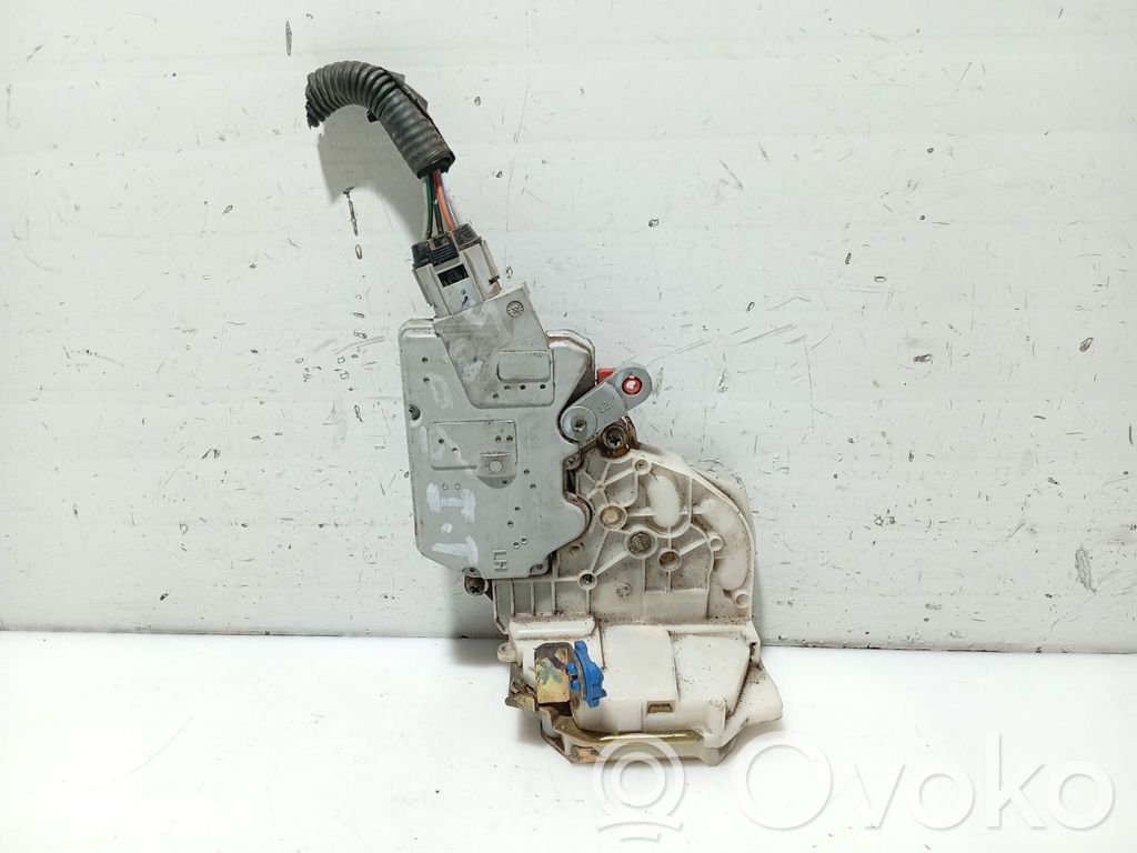 Nissan Primera Încuietoare ușă spate 