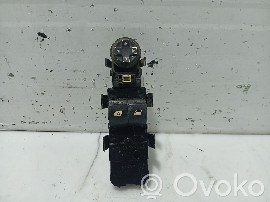 Peugeot 207 Electric window control switch 