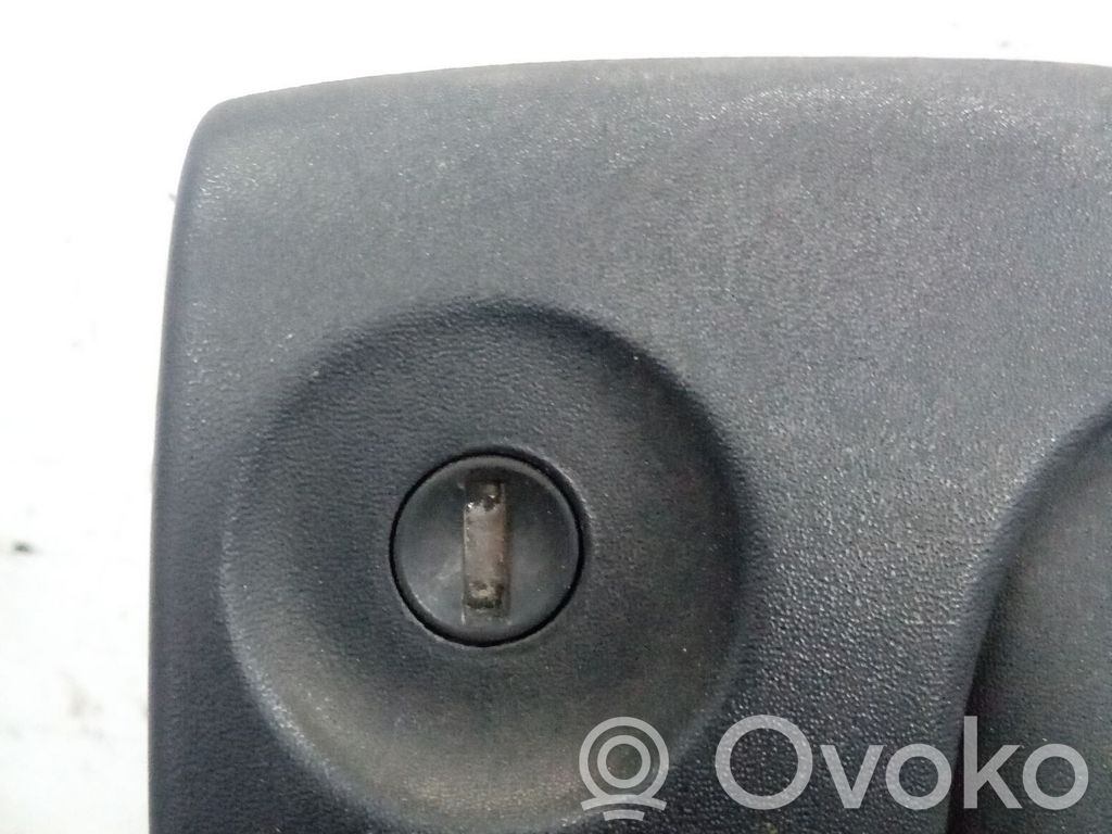 Renault Kangoo I Etuoven ulkokahva