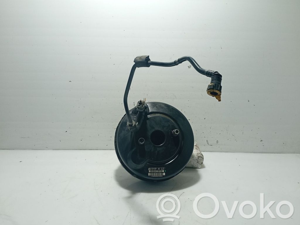 Opel Insignia A Wspomaganie hamulca 