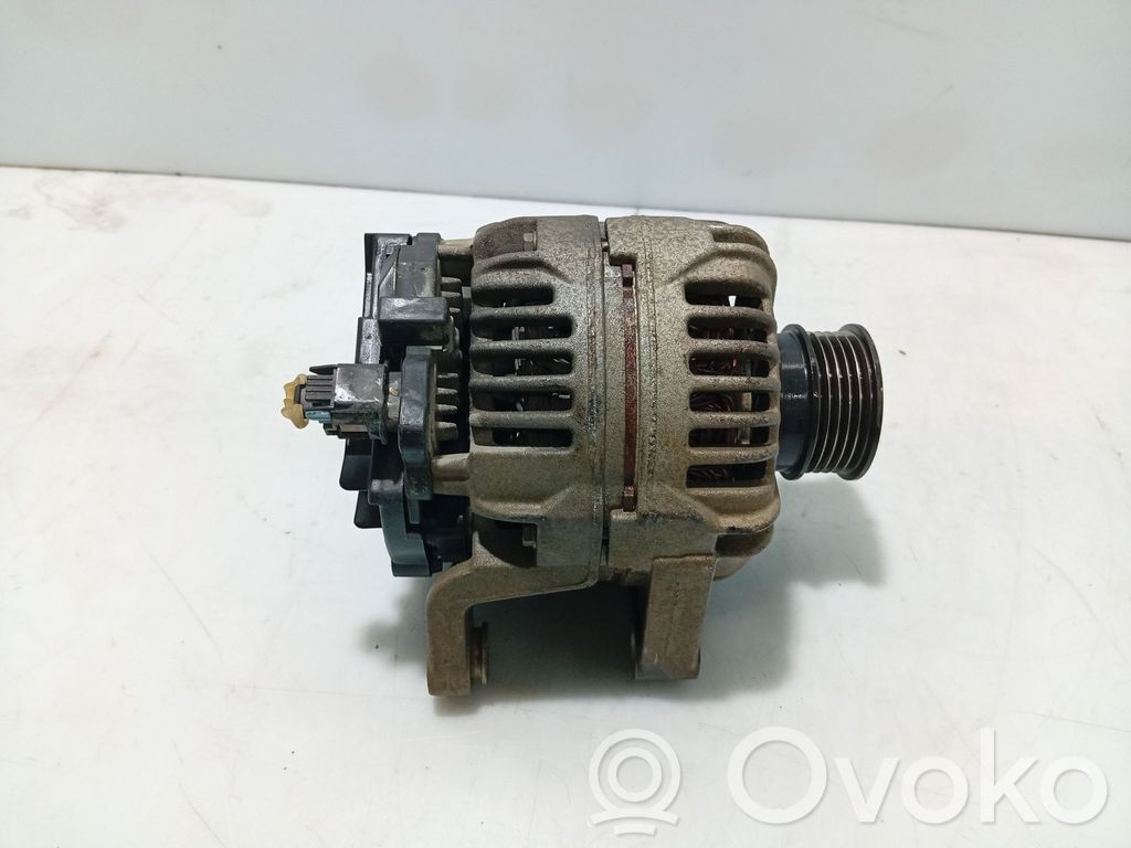 Opel Astra G Alternator 