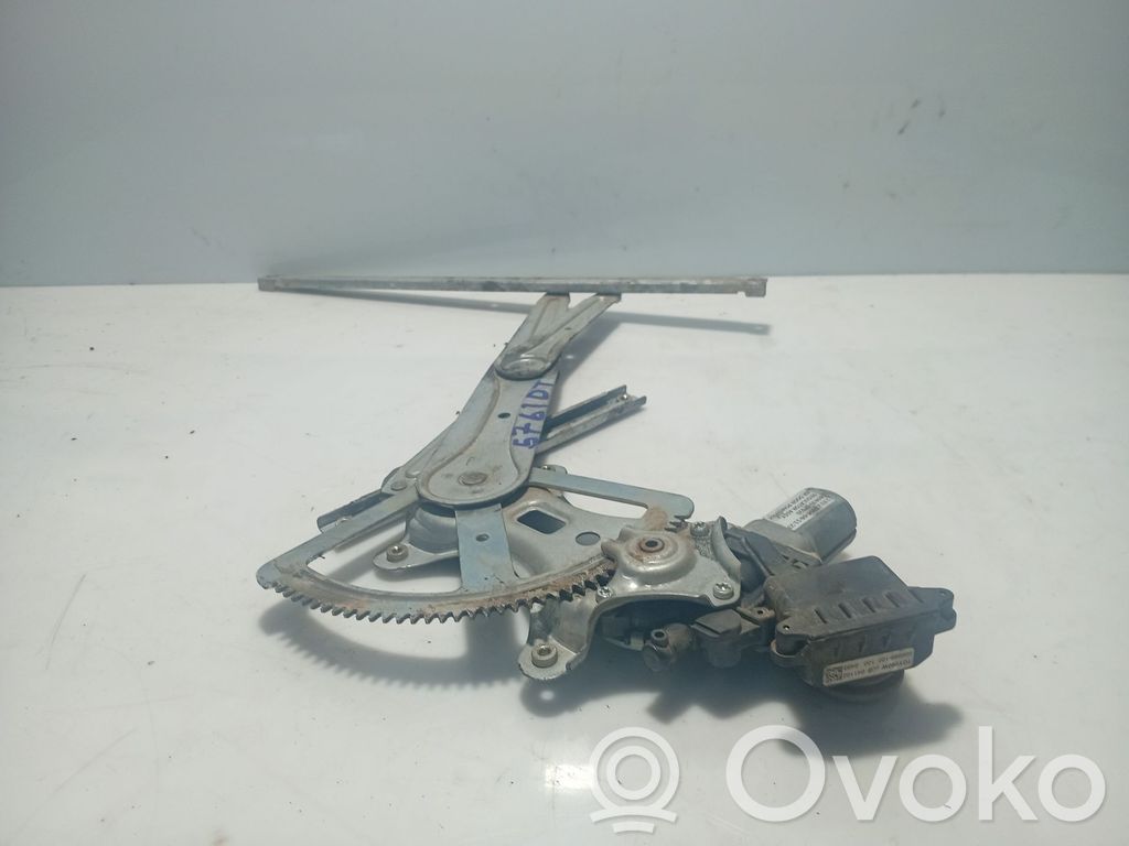 Regulador de puerta trasera con motor   698300F020