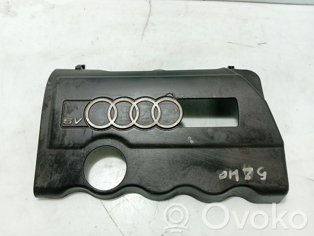 Audi A4 S4 B5 8D Copri motore (rivestimento)