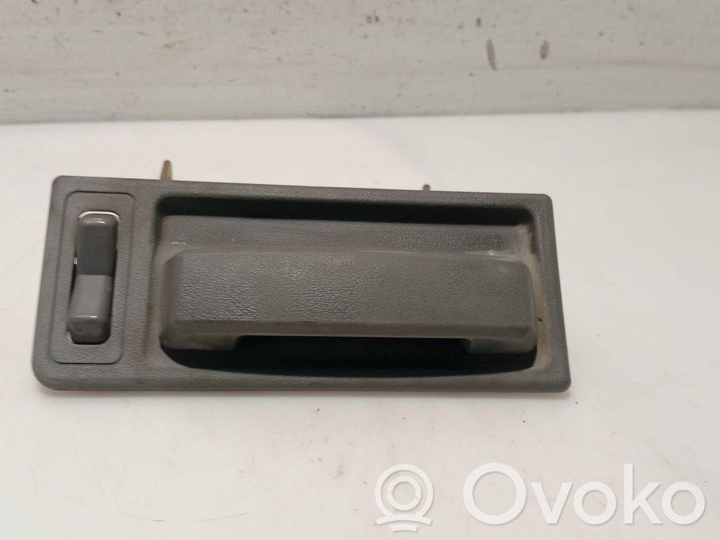 Nissan Serena Manecilla interna puerta trasera 