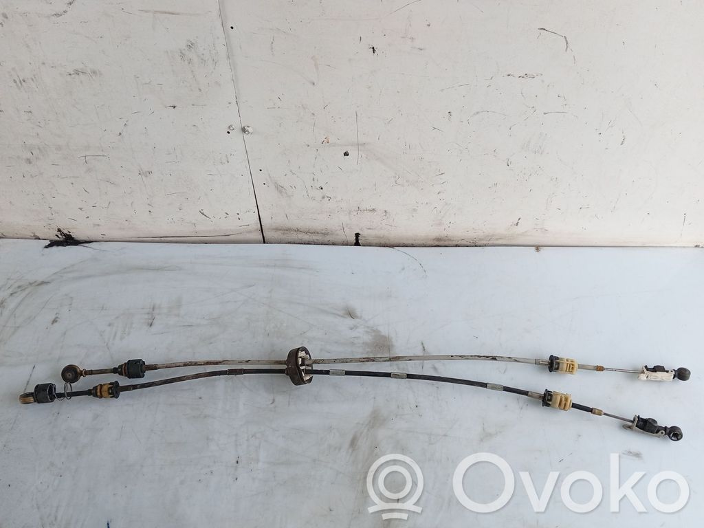 Opel Zafira B Gear shift cable linkage 