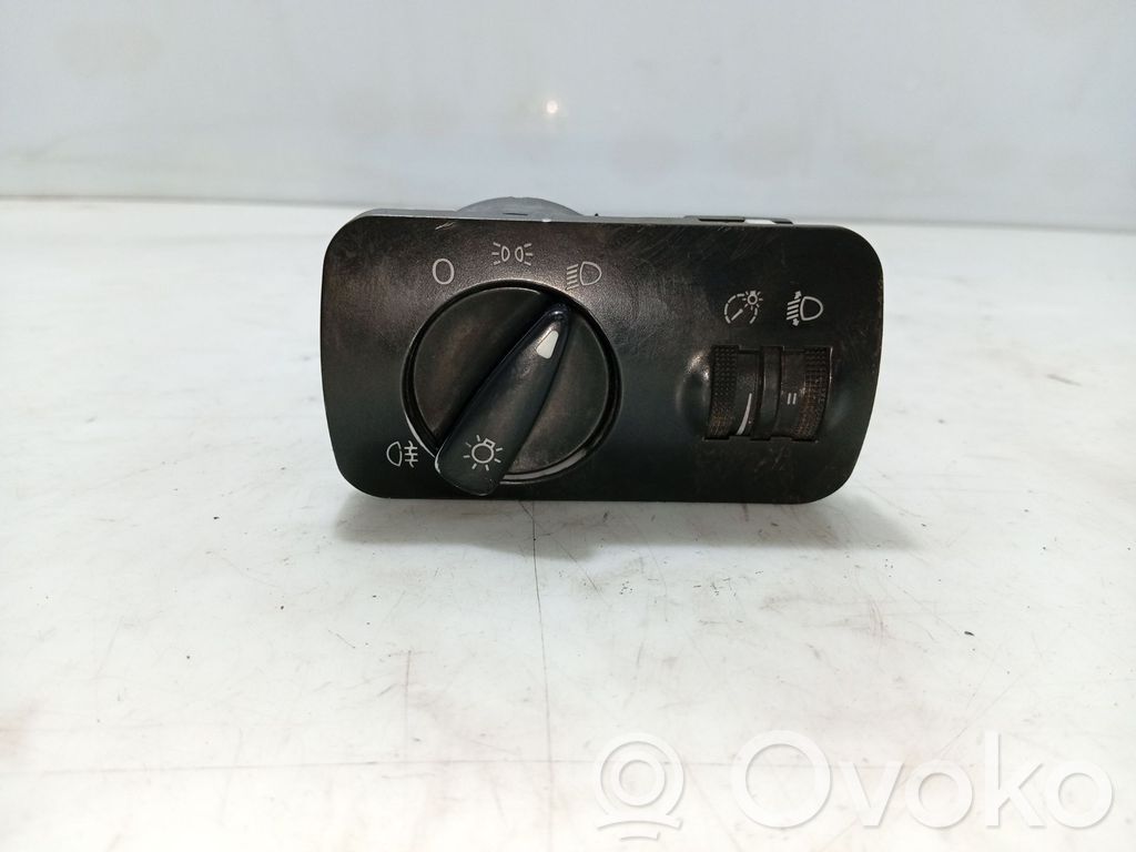 Interruptor de control del panel de luces   BK76K1941531