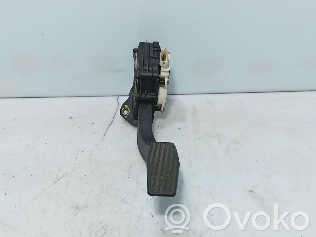 Chevrolet Aveo Akceleratoriaus pedalas 