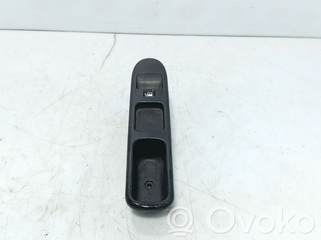 Peugeot 307 Electric window control switch 