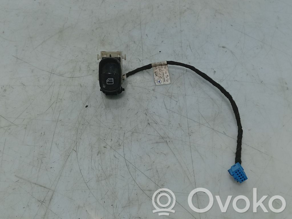 Mercedes-Benz C W203 Comutator comandă geamuri electrice 