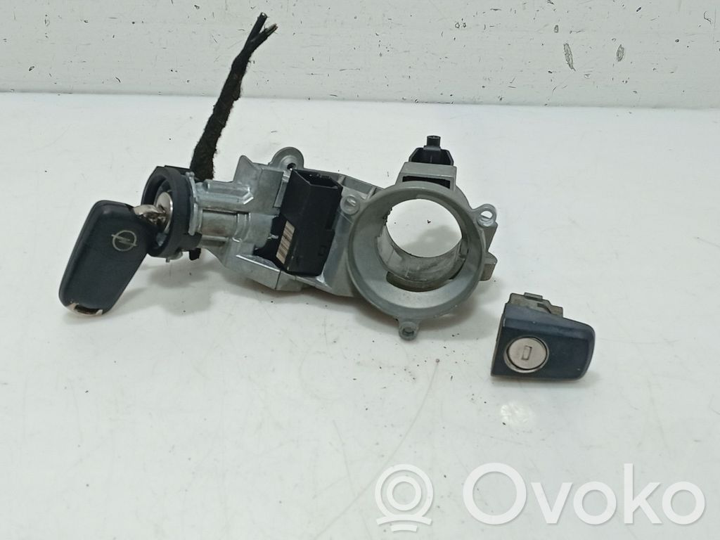 Opel Corsa D Ignition lock 