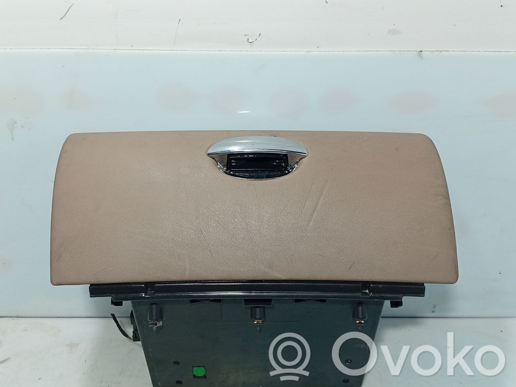 Rover 75 Glove box 