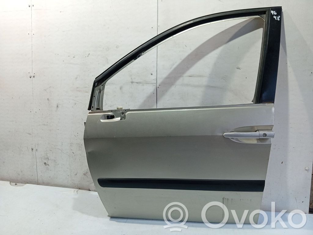 Peugeot 807 Priekinės durys 