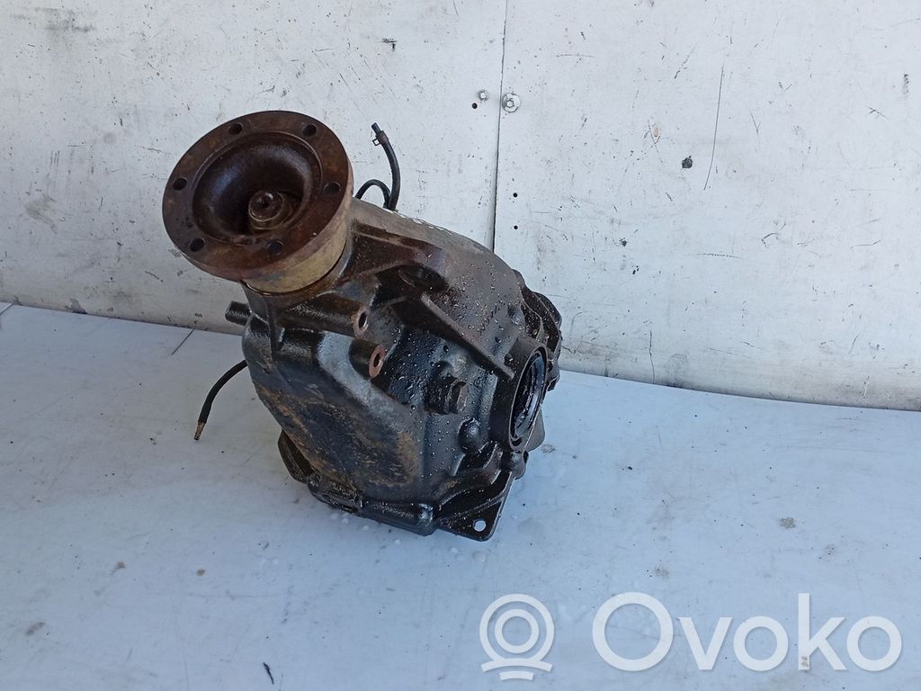 Mitsubishi Montero Rear differential 