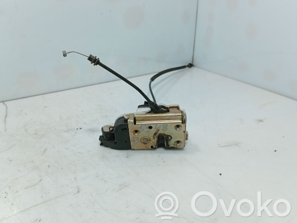 Citroen C3 Priekšpusē slēdzene 