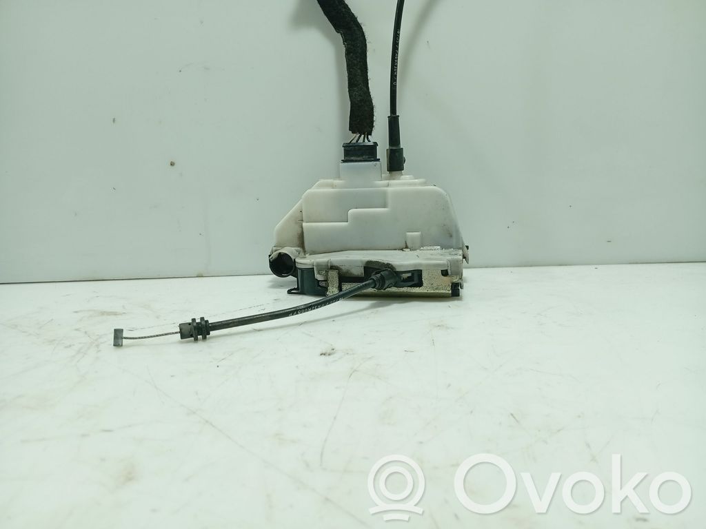 Citroen C2 Front door lock 