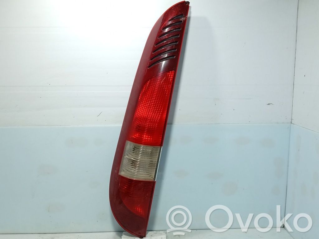 Mercedes-Benz Vaneo W414 Lampa tylna 