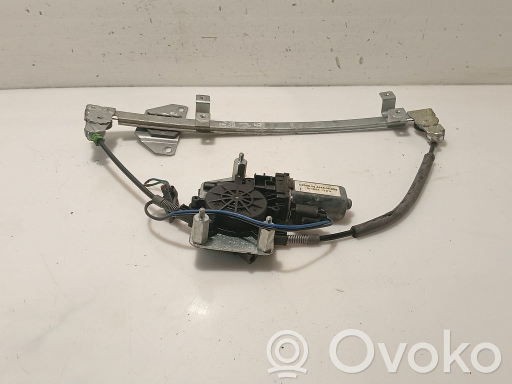 Nissan Primera Alzacristalli manuale della portiera anteriore 