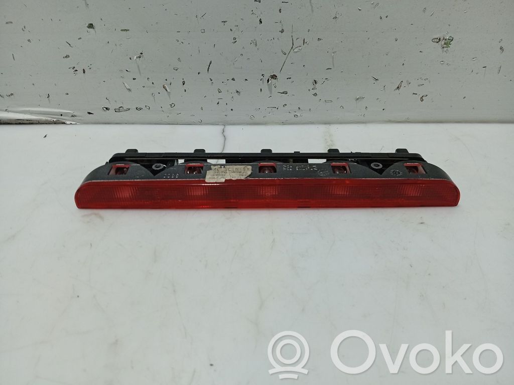 Citroen C5 Aircross Third/center stoplight 