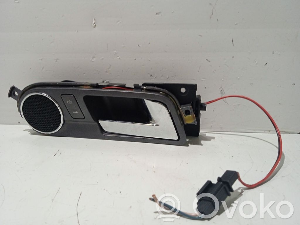 Manecilla interna puerta trasera   3D0839114E
