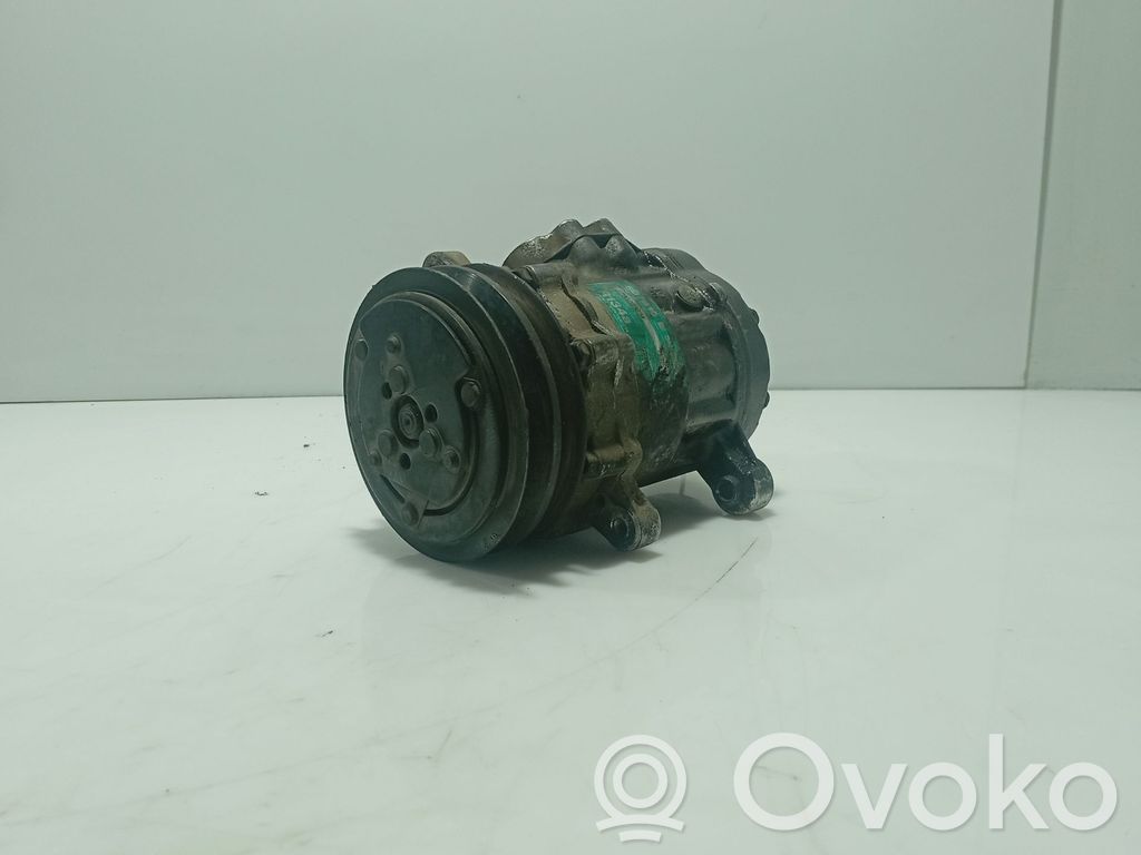 Opel Corsa B Compressore aria condizionata (A/C) (pompa) 