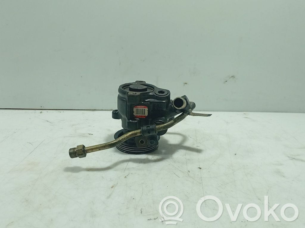 Ohjaustehostimen pumppu   8DD1600