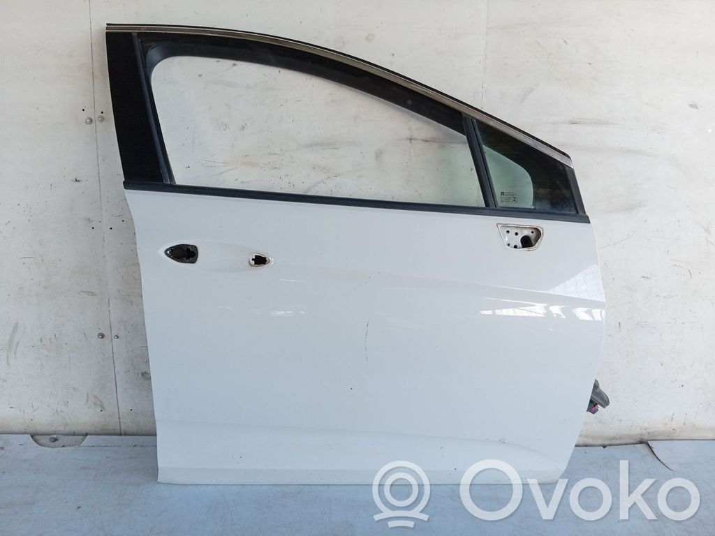 Opel Astra K Дверь 