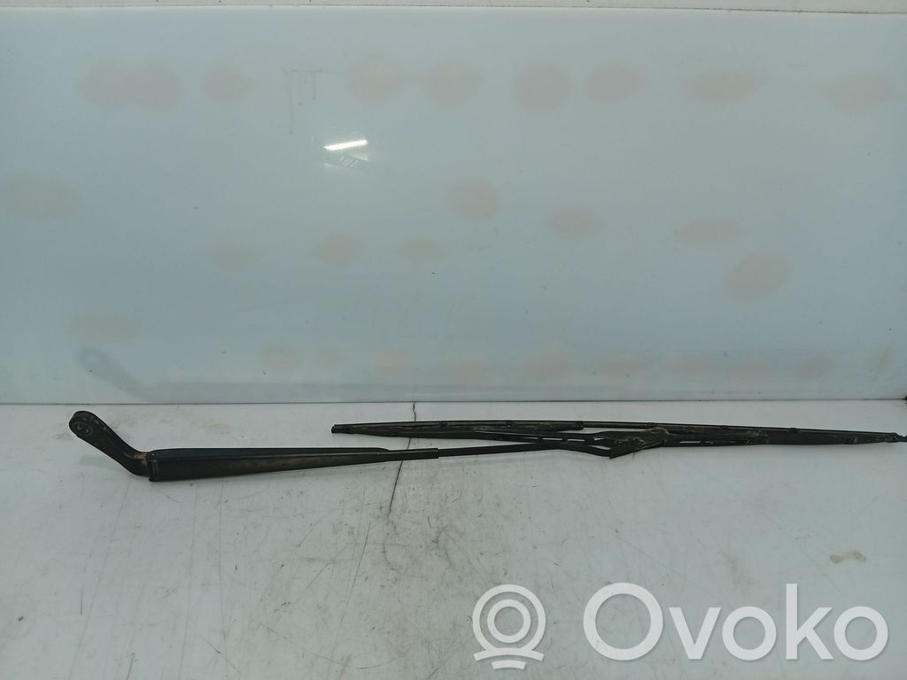 Chrysler Voyager Wischerarm vorne 