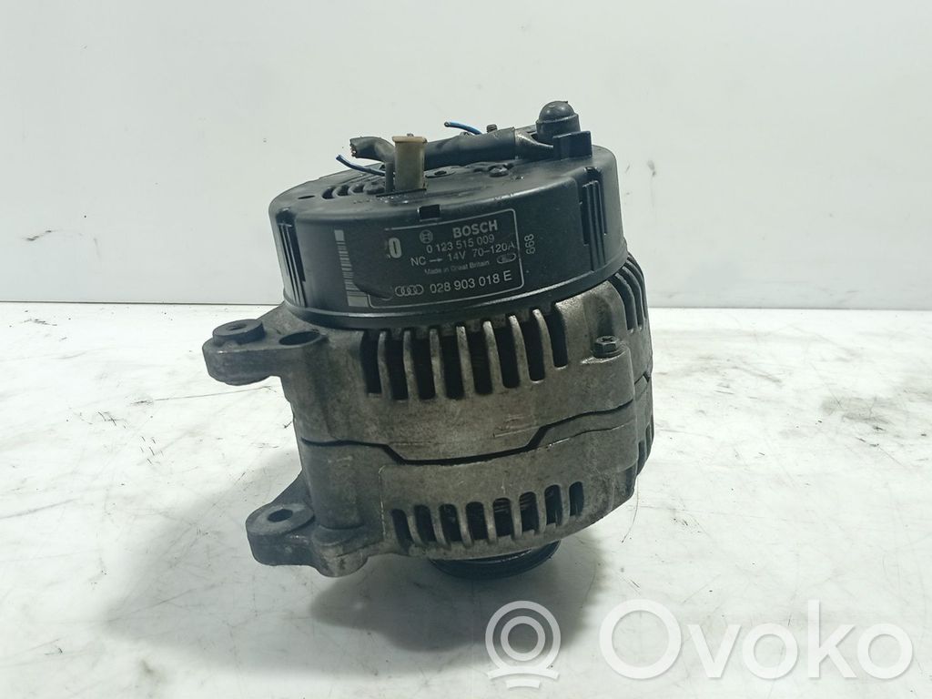 Audi A4 S4 B5 8D Generatorius 
