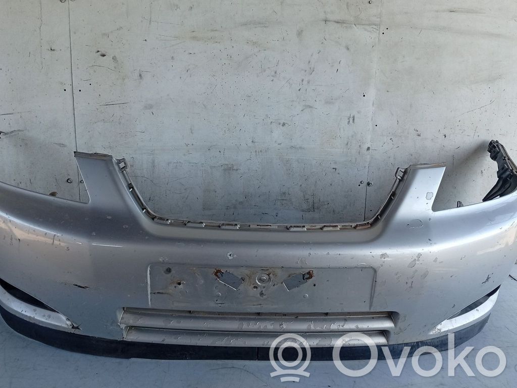 Toyota Corolla E120 E130 Parachoques delantero 