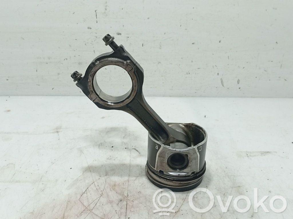 Ford Focus Piston 