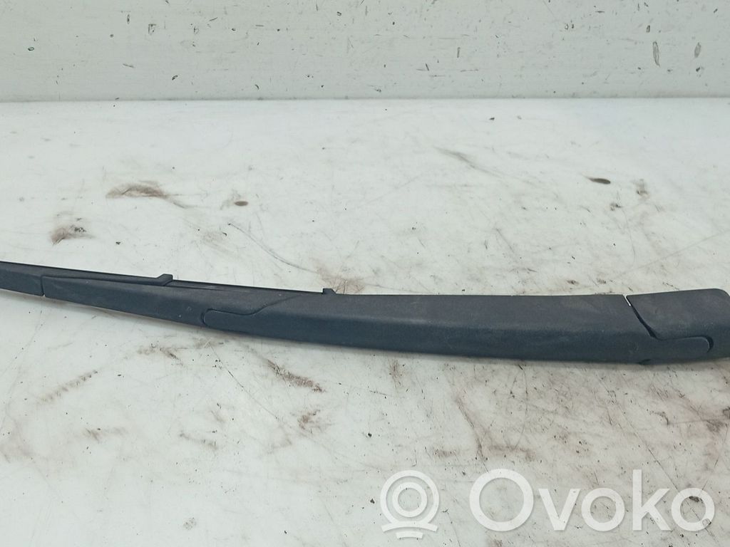 Opel Corsa E Braccio della spazzola tergicristallo posteriore 