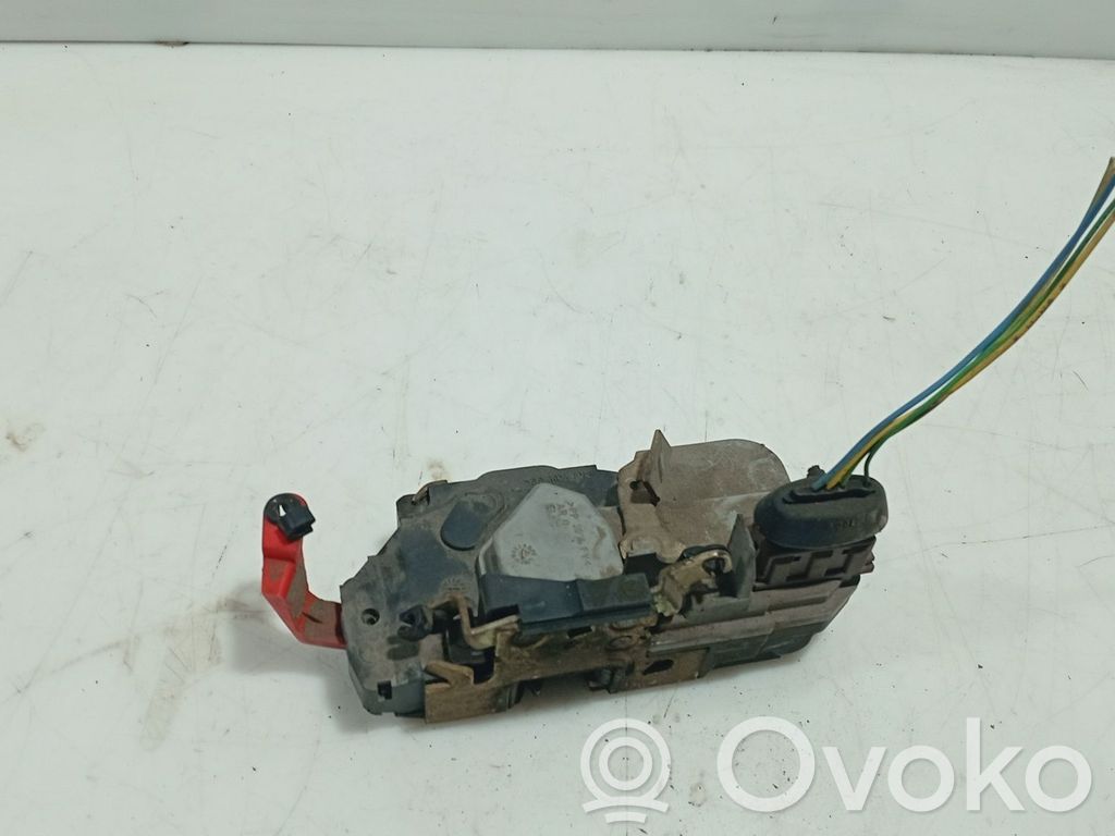 Citroen Xsara Takaoven lukko